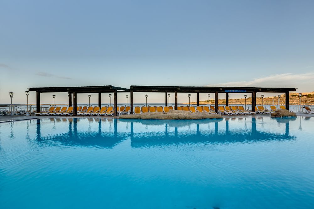 AX Sunny Coast Resort & Spa アウラ Malta thumbnail